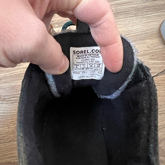 SOREL dark green and grey sneaker boots - Picture 7 of 7